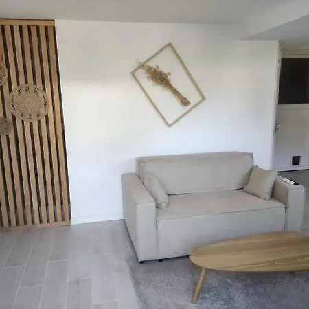 Apartment Appartement Cosy Avec Jardin